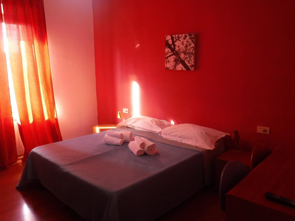 Ares Rooms โรม ภายนอก รูปภาพ