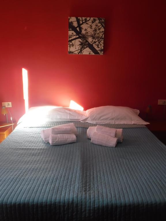 Ares Rooms โรม ห้อง รูปภาพ