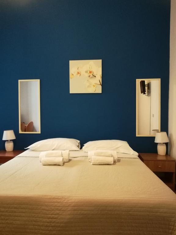 Ares Rooms โรม ภายนอก รูปภาพ